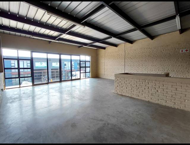 395M² WAREHOUSE TO LET IN POMONA